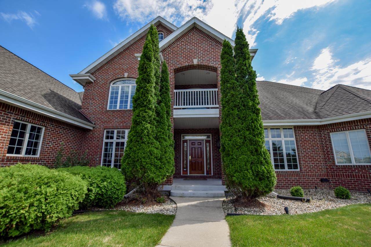 7919 Almor Dr - Photo 1