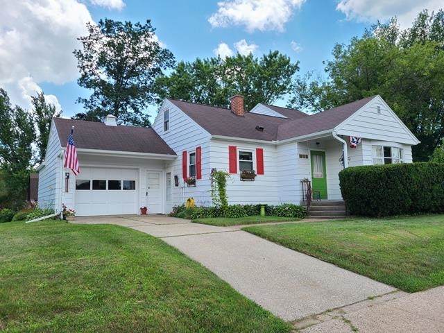 637 Main St - Photo 1