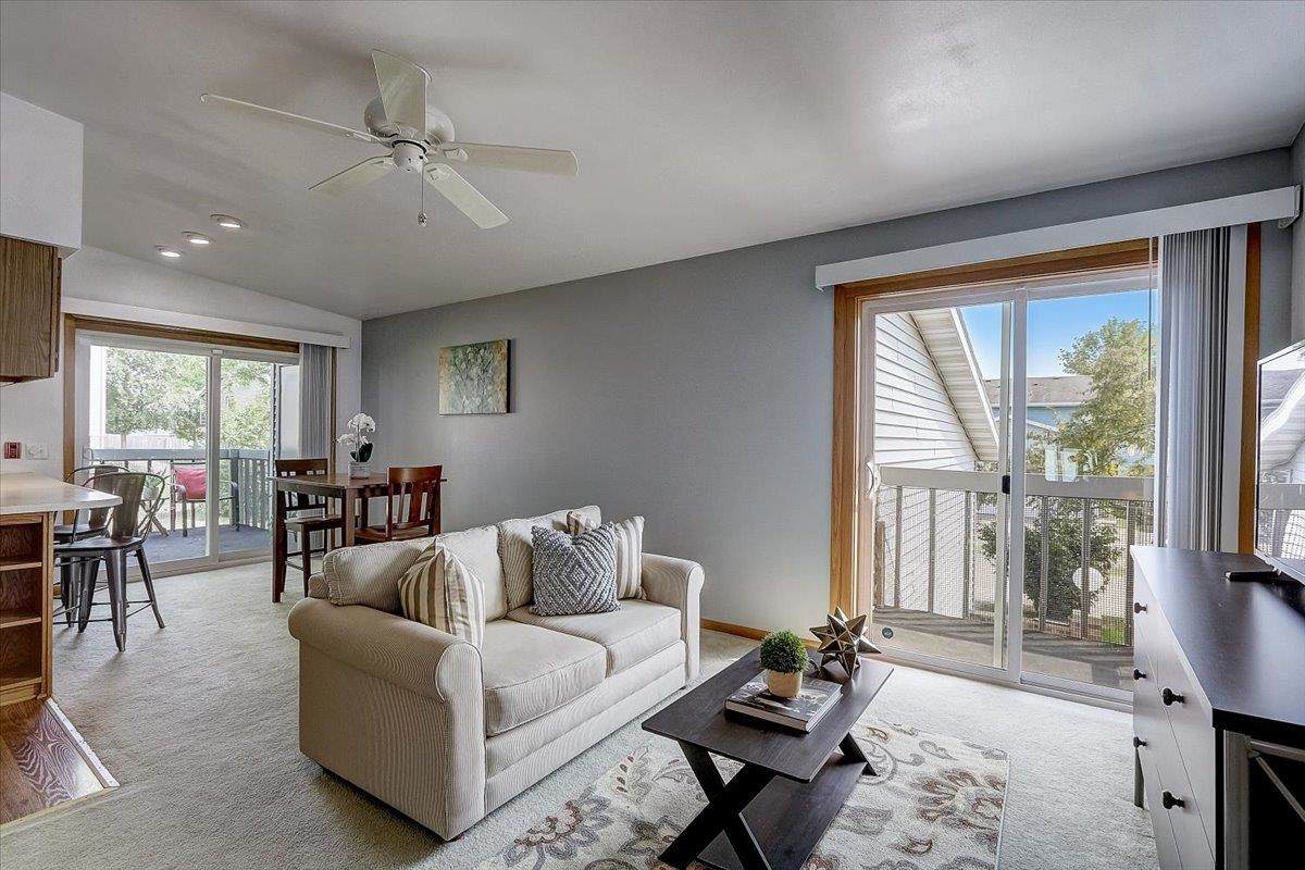 1105 Mckenna Blvd - Photo 1