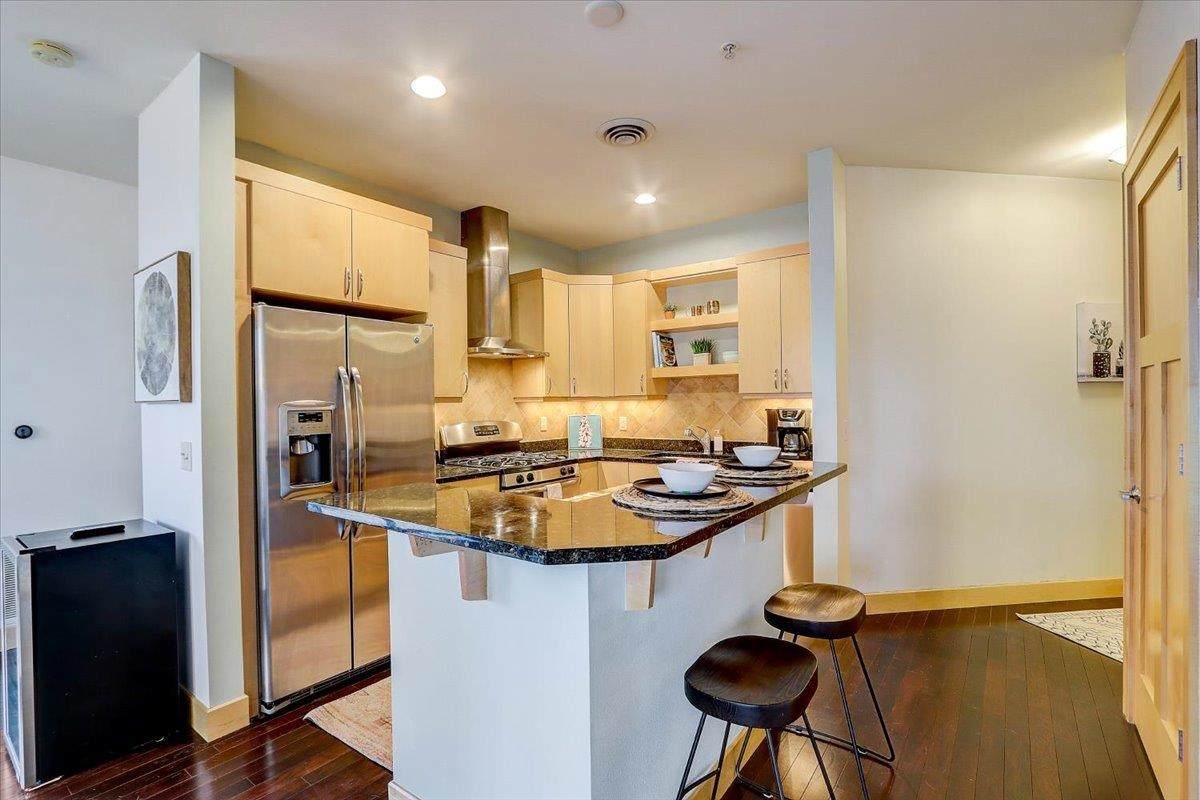 625 Mifflin St - Photo 1