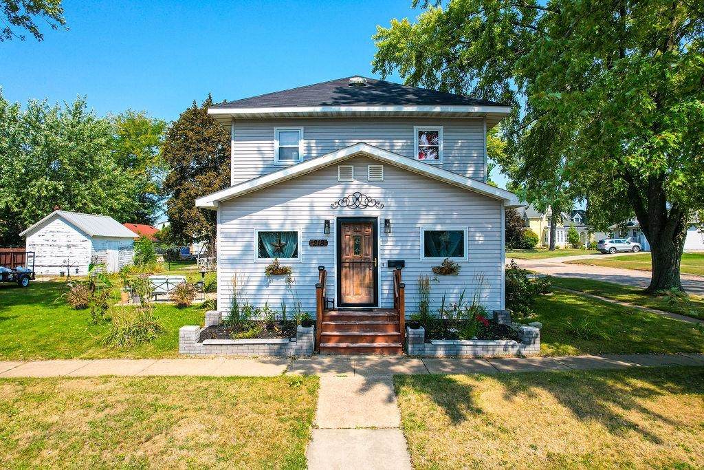 218 Park Street - Photo 1