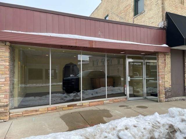 714 Oregon Street - Photo 1