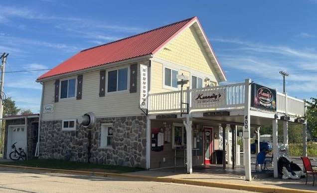 400 Railroad Street - Photo 1