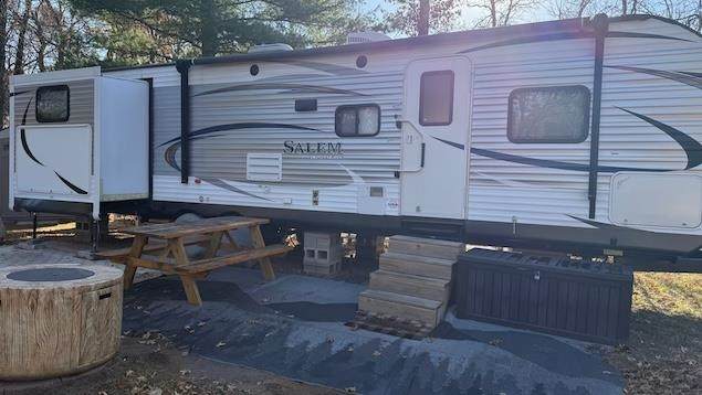 558 Feather Trail - Photo 1