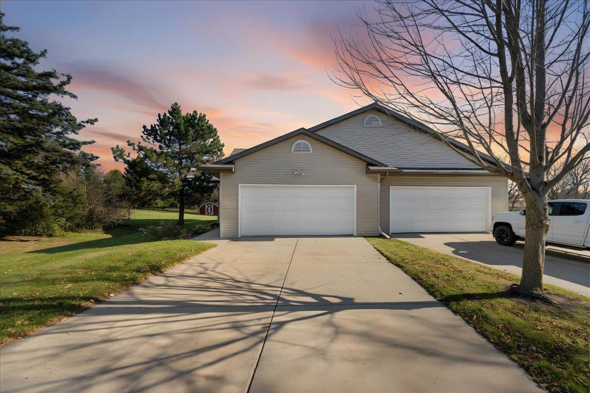 399 Michele Street - Photo 1