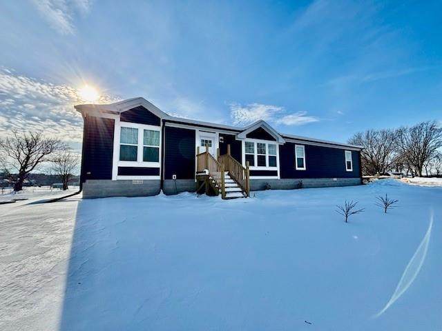 W14276 Charles Street - Photo 1