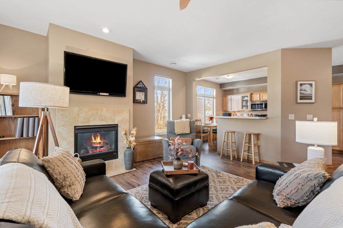 127 Carriage Way - Photo 1