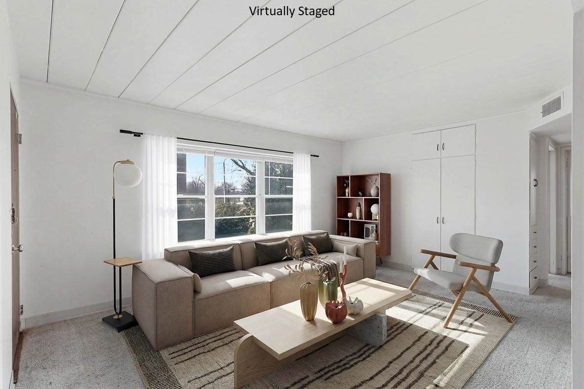 33 Sherman Terrace - Photo 1