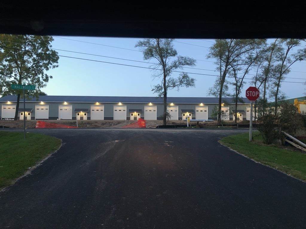 747 Mallwood Drive - Photo 1