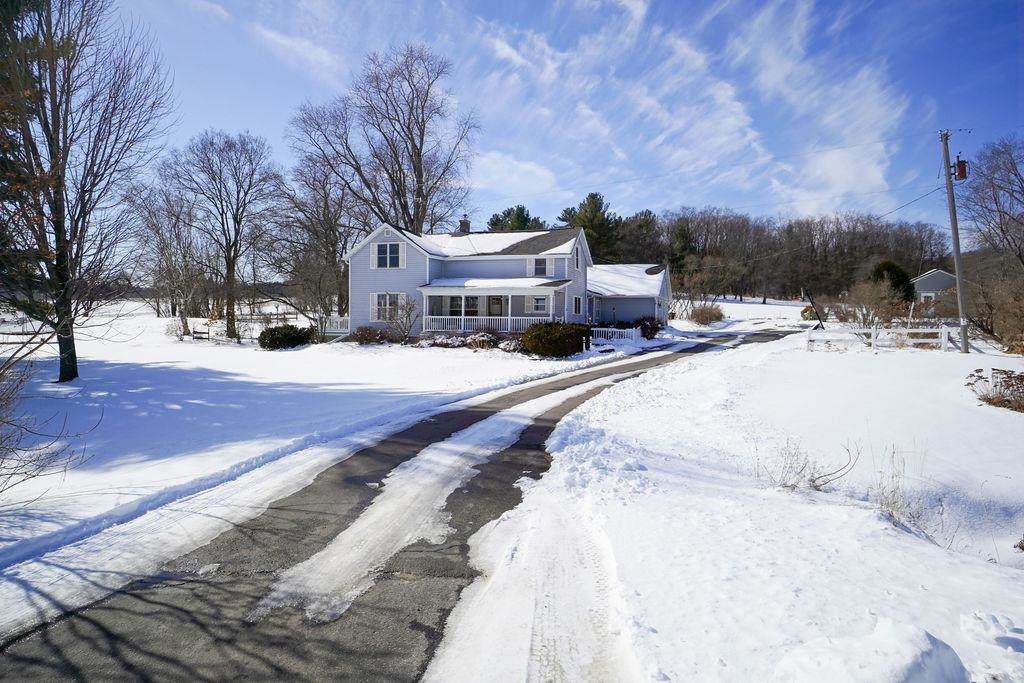 12893 Fieldcrest Road - Photo 1