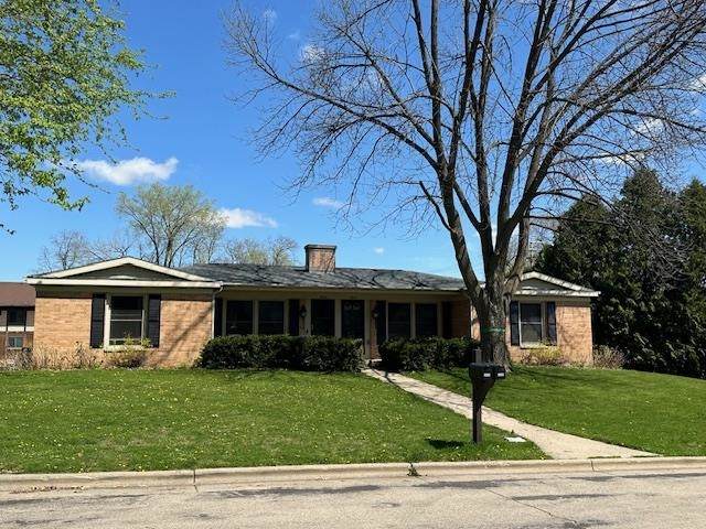 6604-6606 Columbus Drive - Photo 1