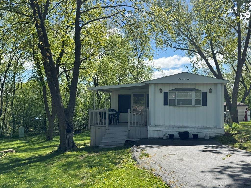 424 Skyline Drive - Photo 1
