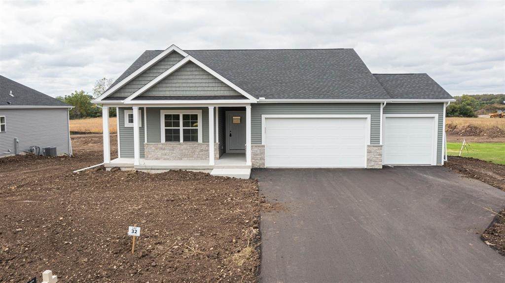 3830 Green Ash Drive - Photo 1
