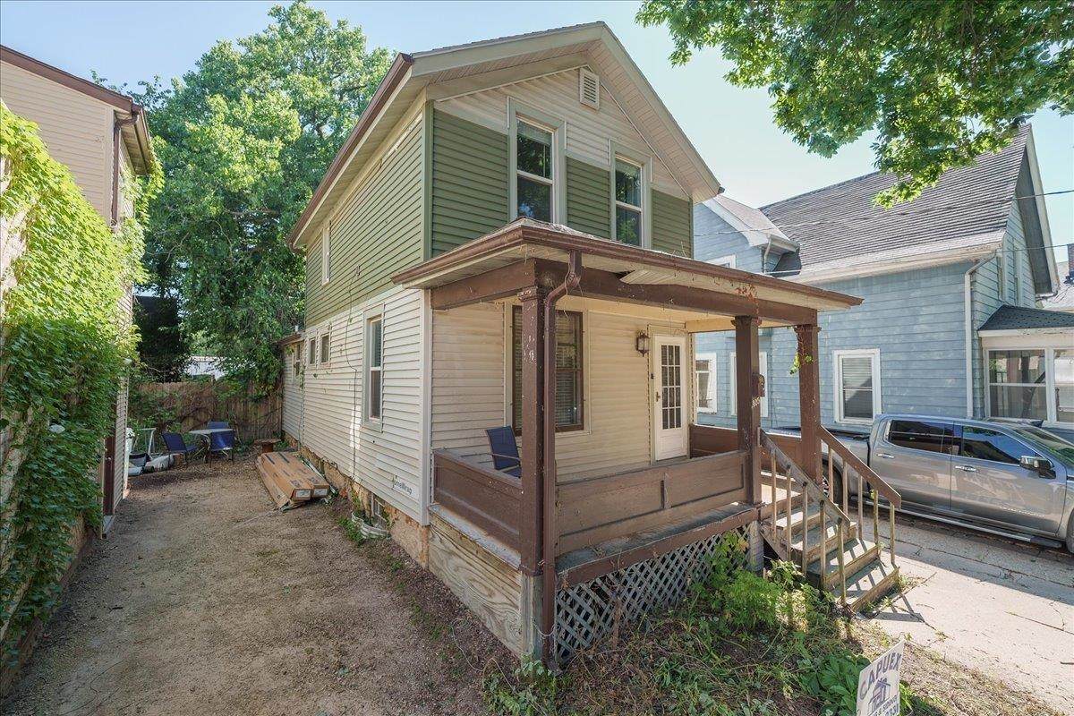 405 Rogers Street - Photo 1