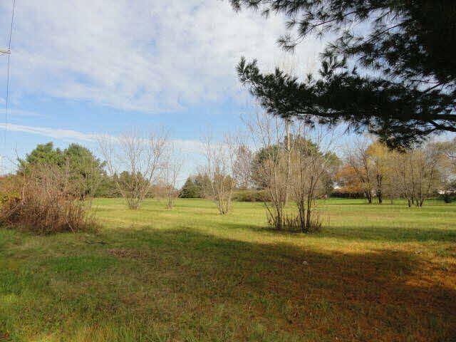 802 Veterans St - Photo 1