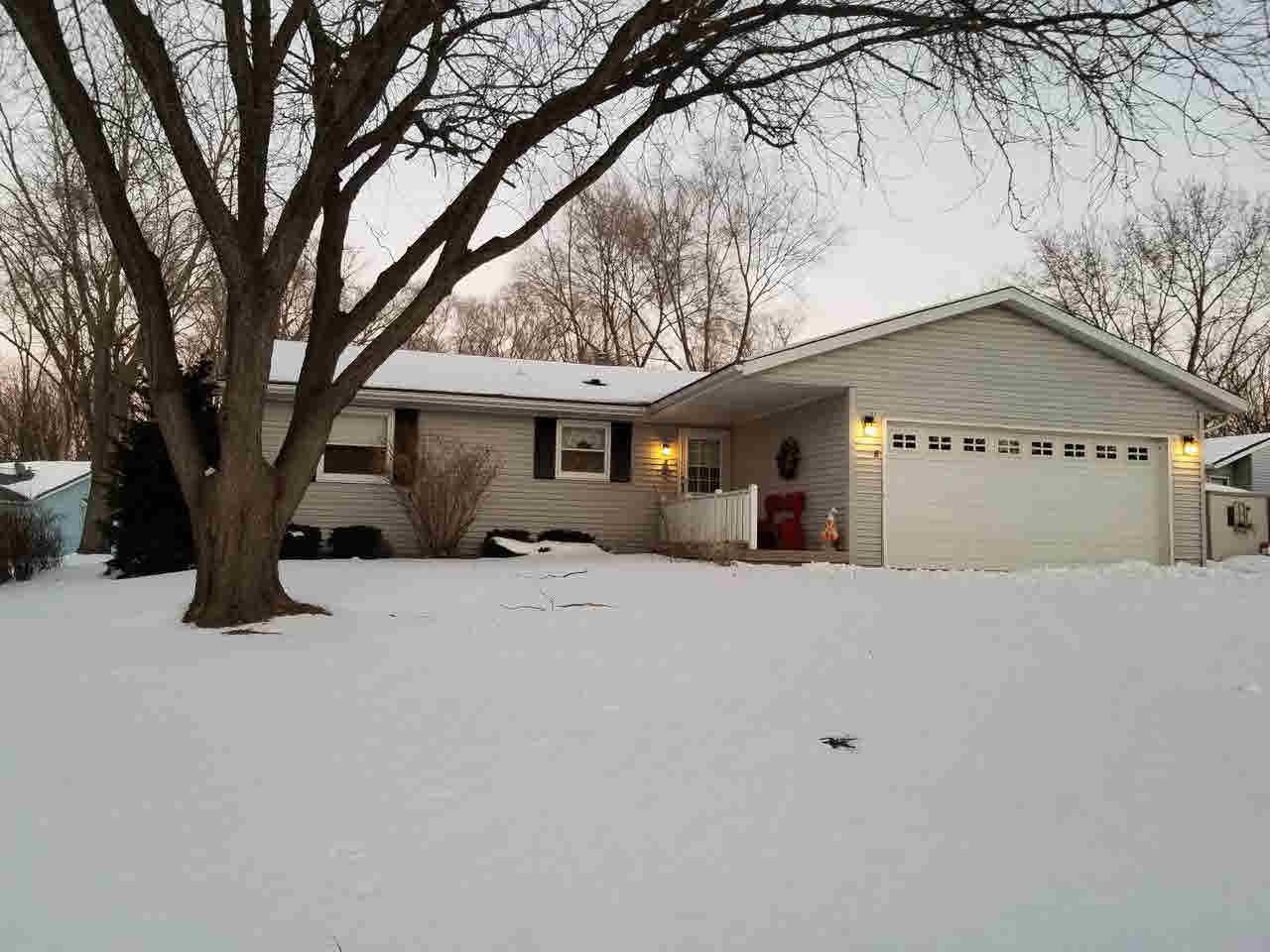 1125 Arndt Ct - Photo 1