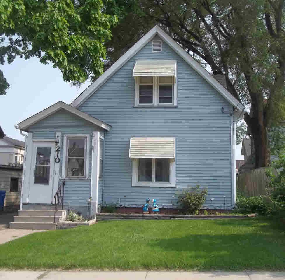 210 Milwaukee St - Photo 1