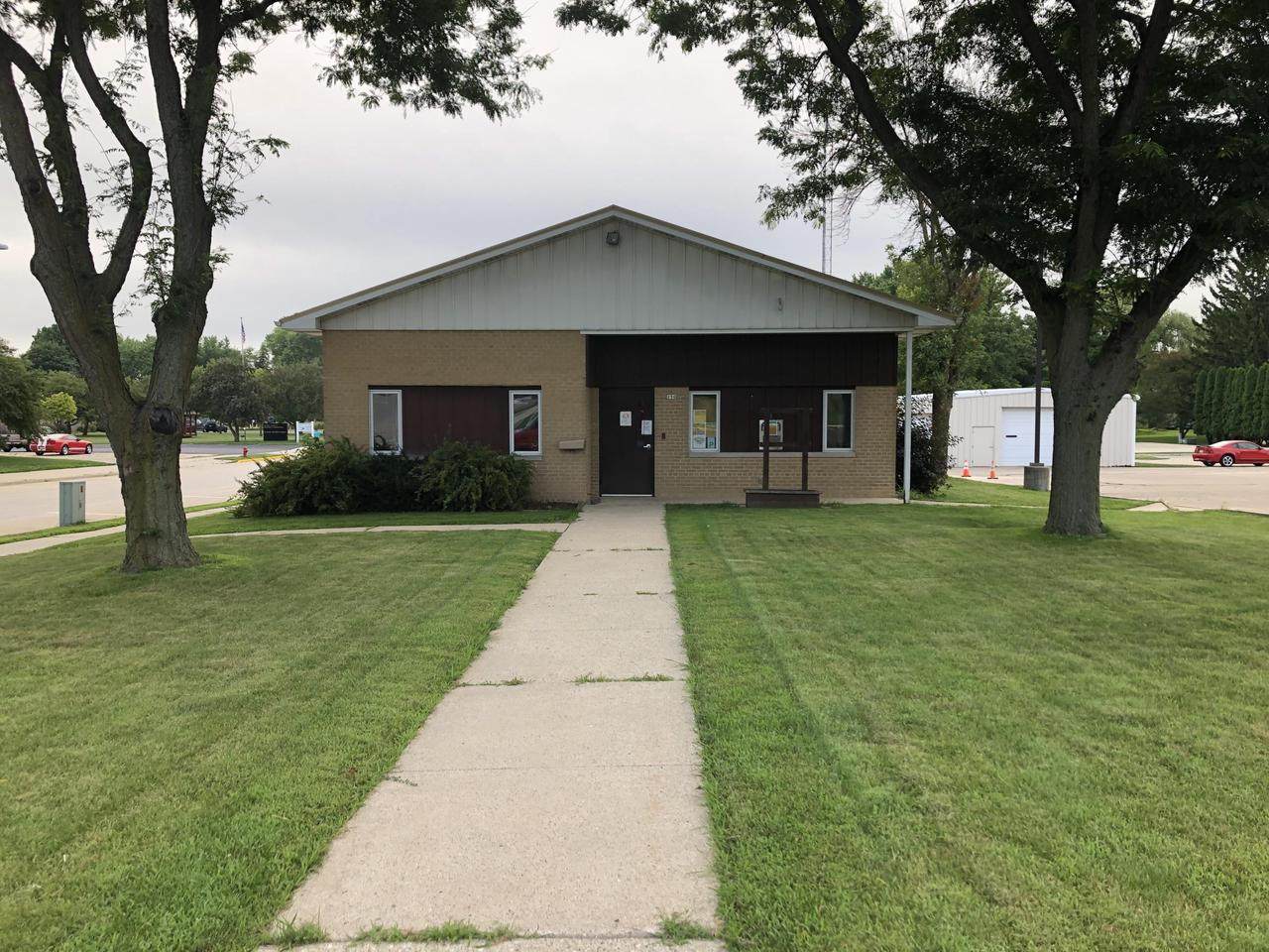 150 Miller St - Photo 1