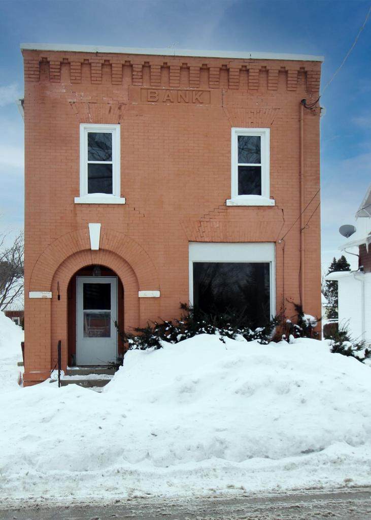 623 Main St - Photo 1