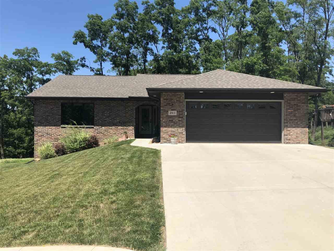 385 Doe Ct - Photo 1