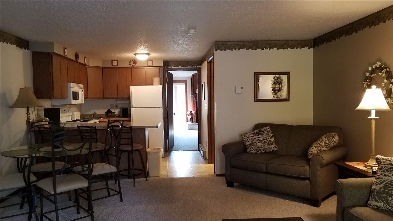 1093 Canyon Rd - Photo 1