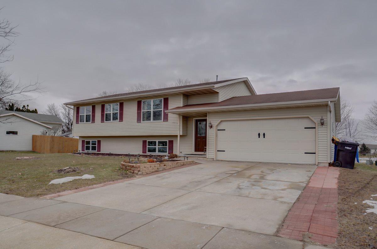 468 Mitchell St - Photo 1