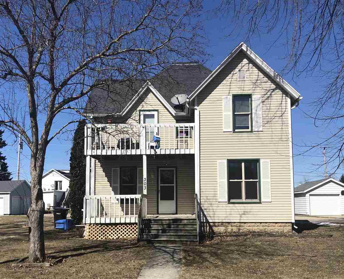 303 Reagles St - Photo 1