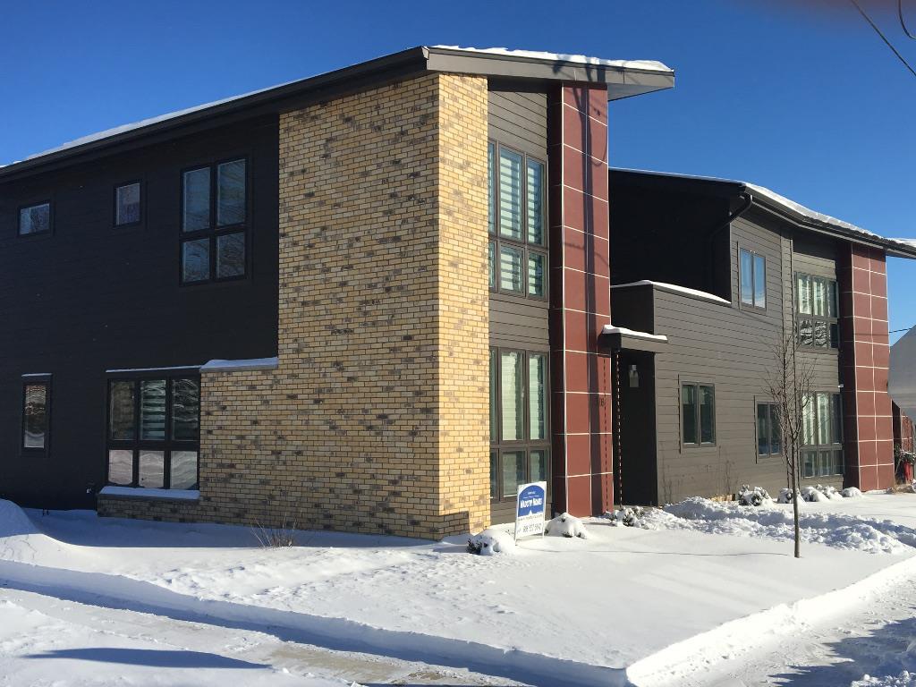 118 12TH AVE - Photo 1