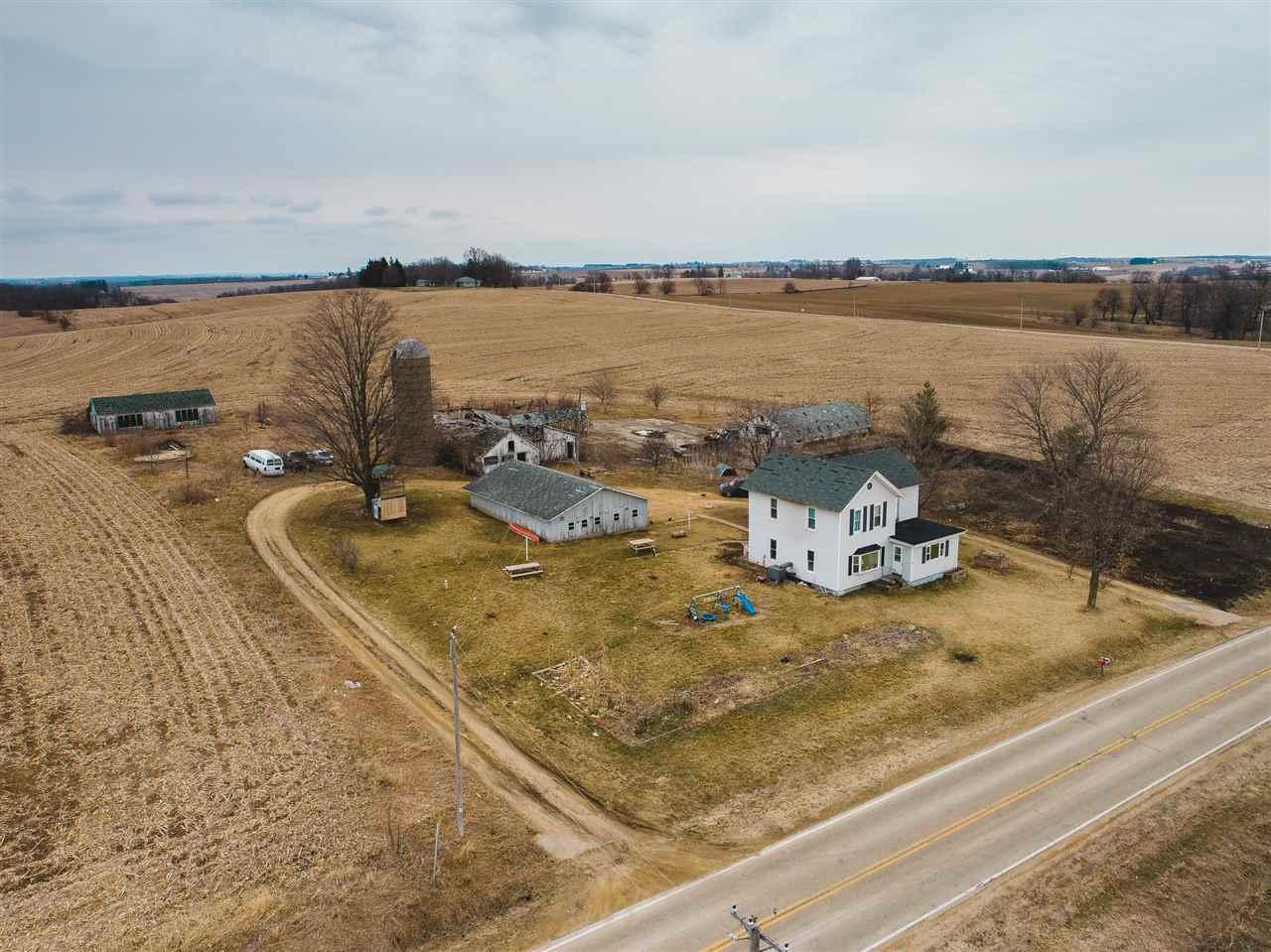 W8346 County Road B - Photo 1