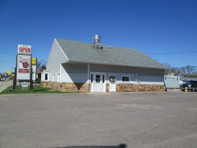320 Main St - Photo 1