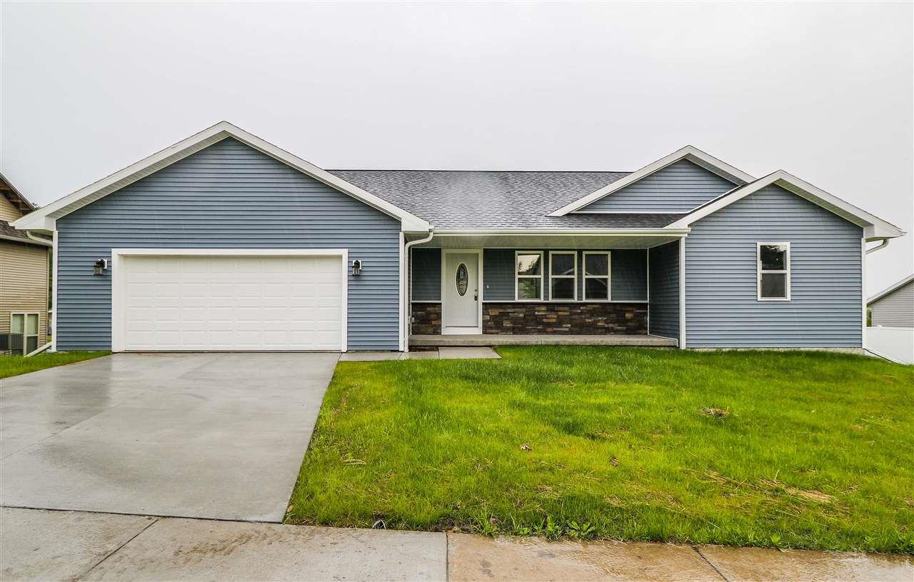 1620 Berry Hill Ct - Photo 1