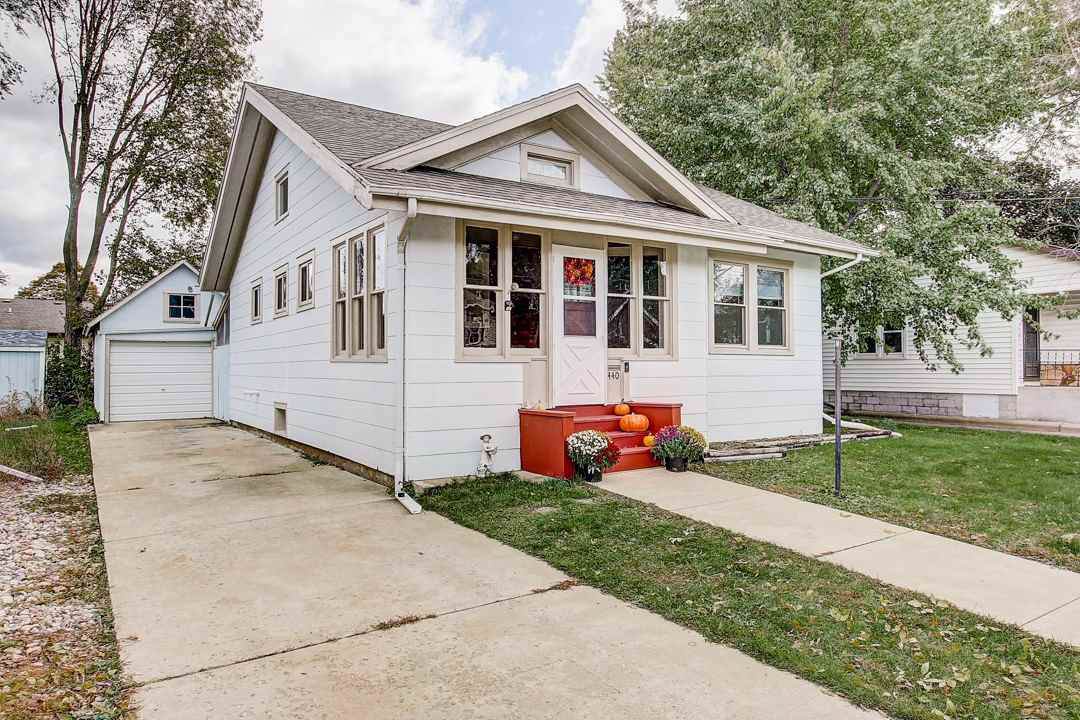 440 7th St - Photo 1