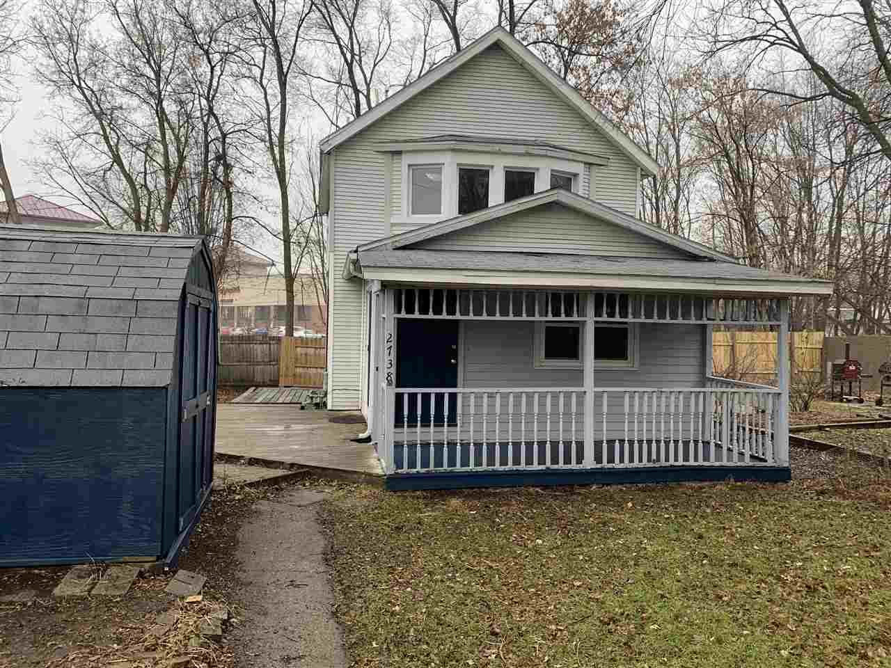 2738 Hermina St - Photo 1
