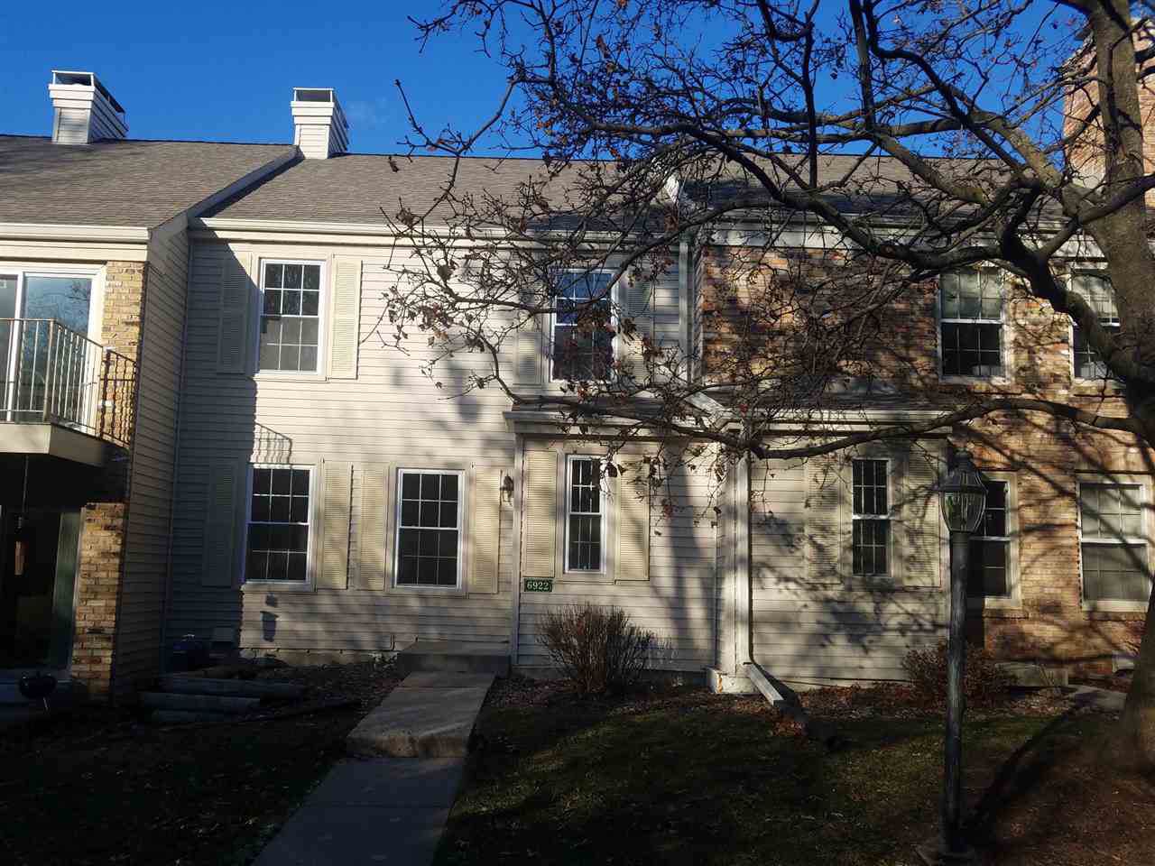 6922 Old Sauk Ct - Photo 1