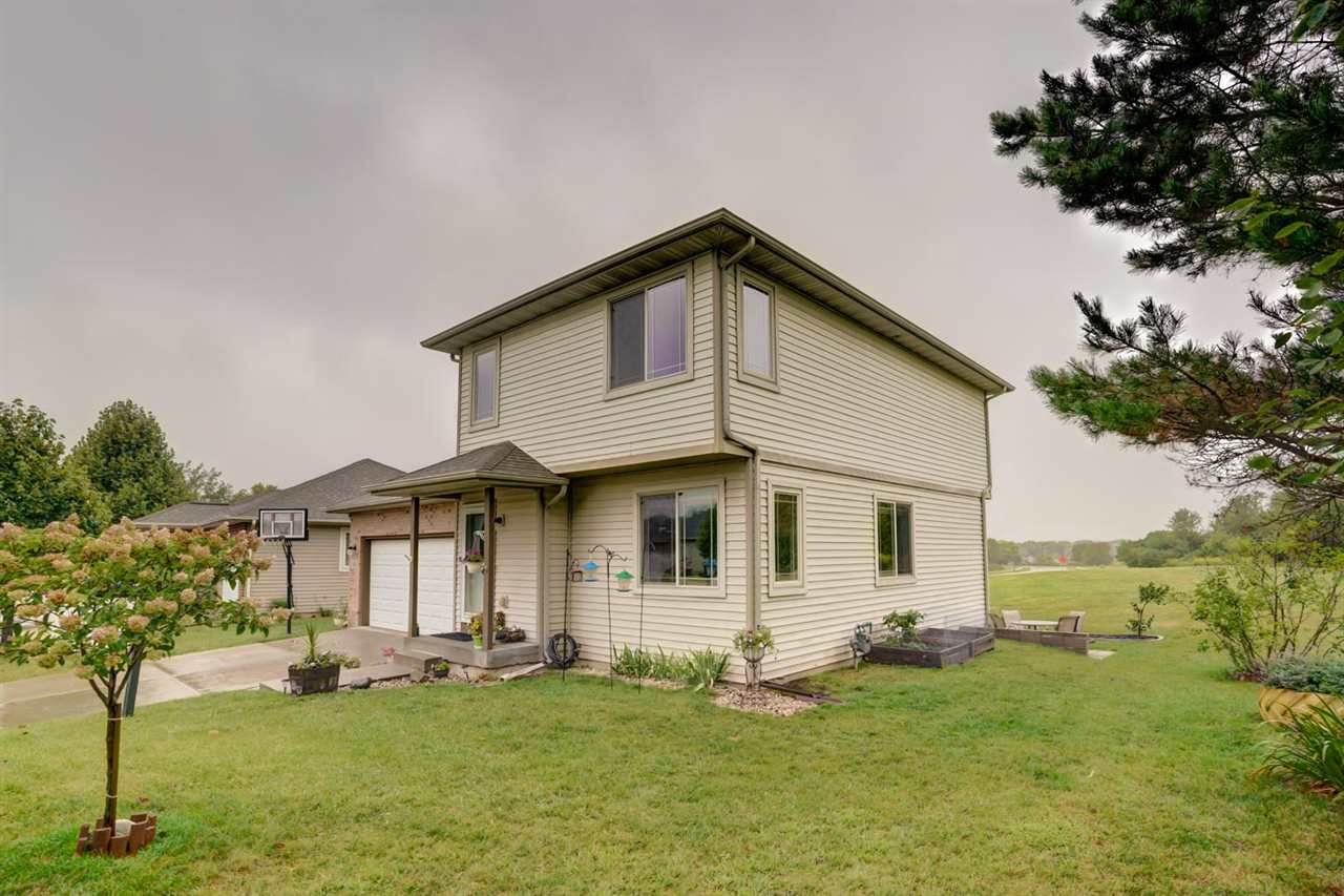 512 Lexington Dr - Photo 1