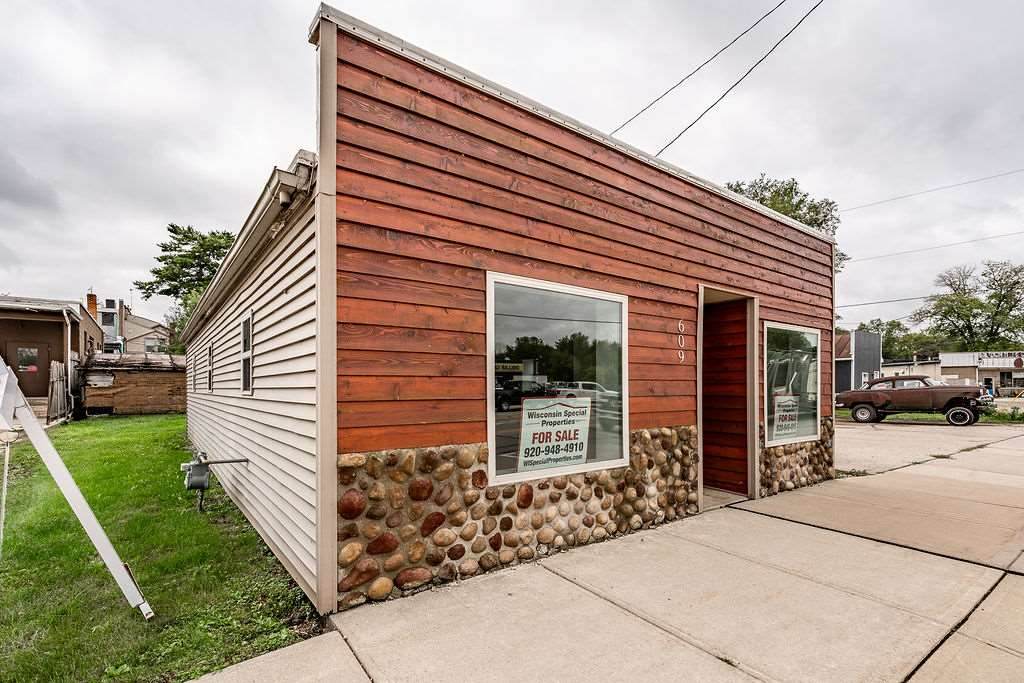 609 Main St - Photo 1