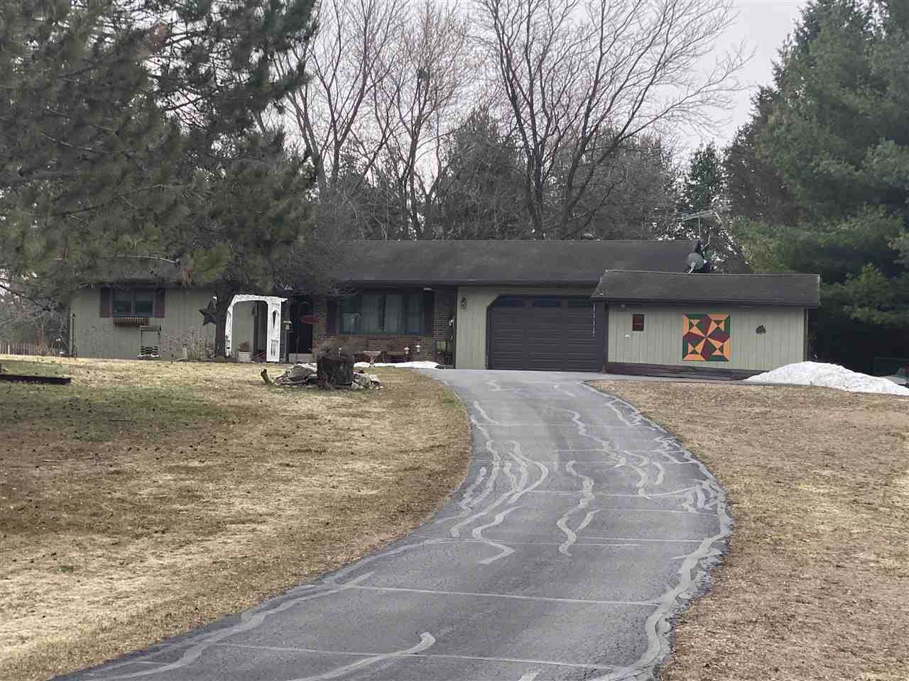 10741 Sunset Dr - Photo 1