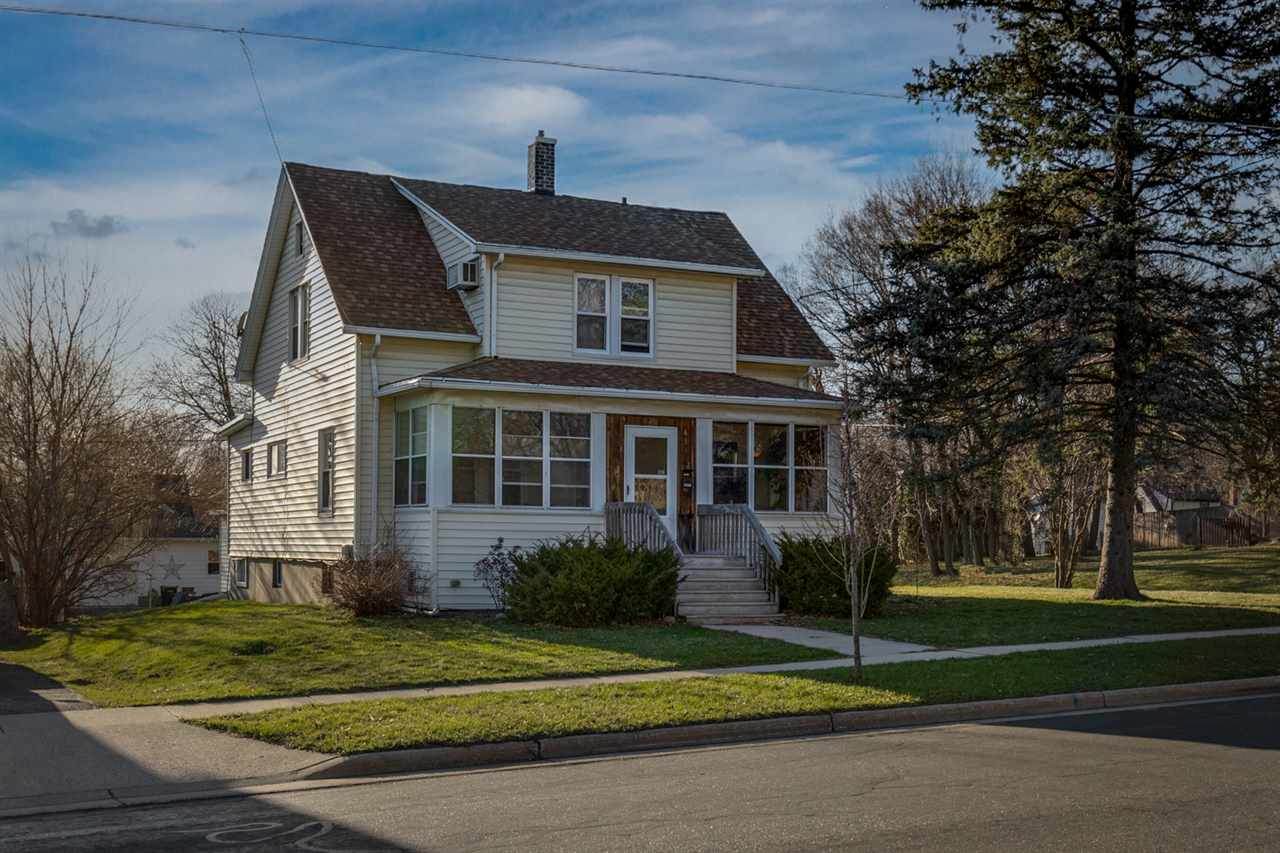 431 Robert St - Photo 1