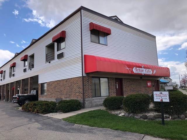 917 Main St - Photo 1