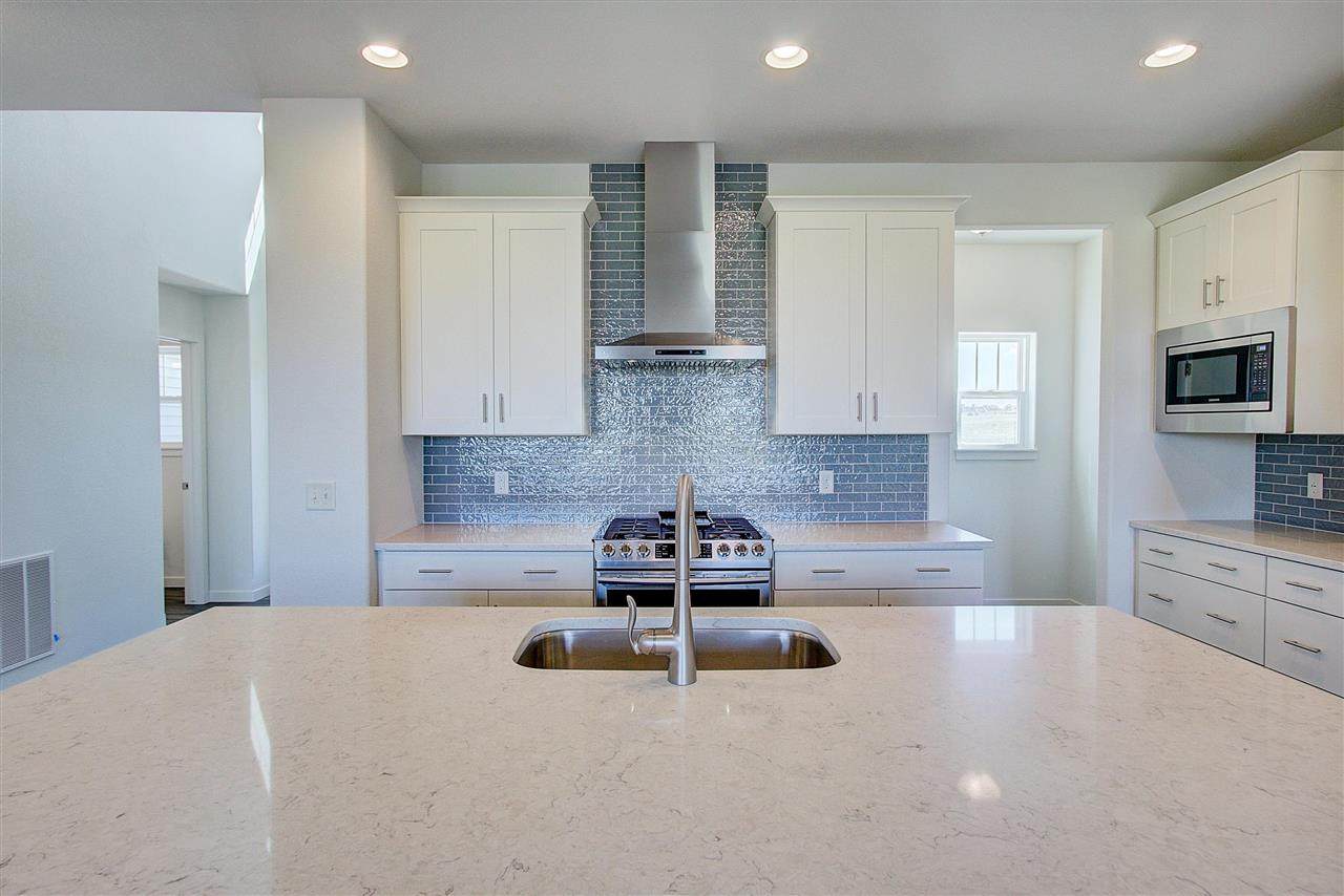 986 Griffin Way - Photo 1