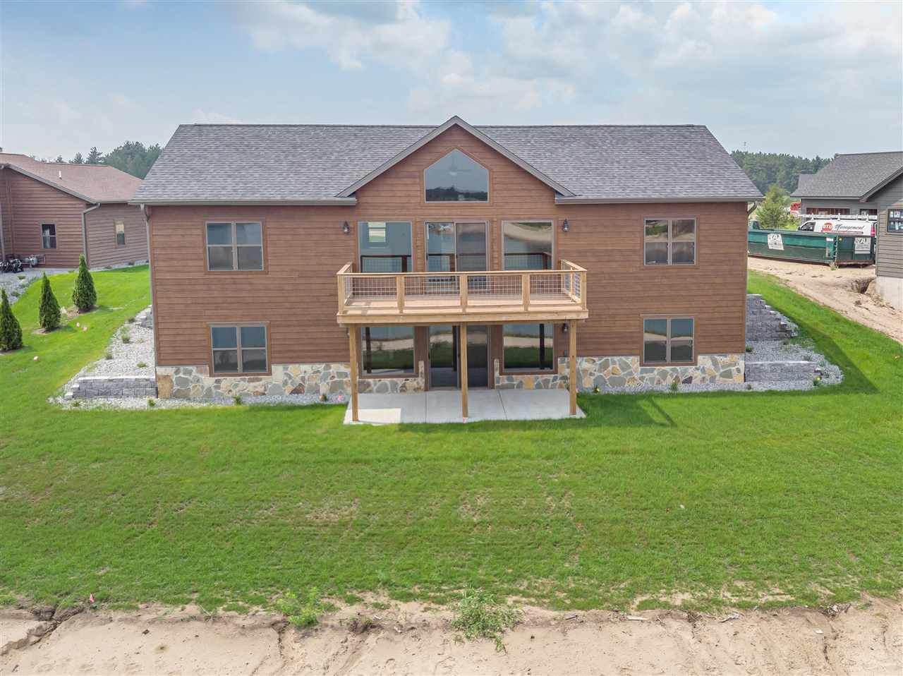 W5867 Lakeport Cir - Photo 1