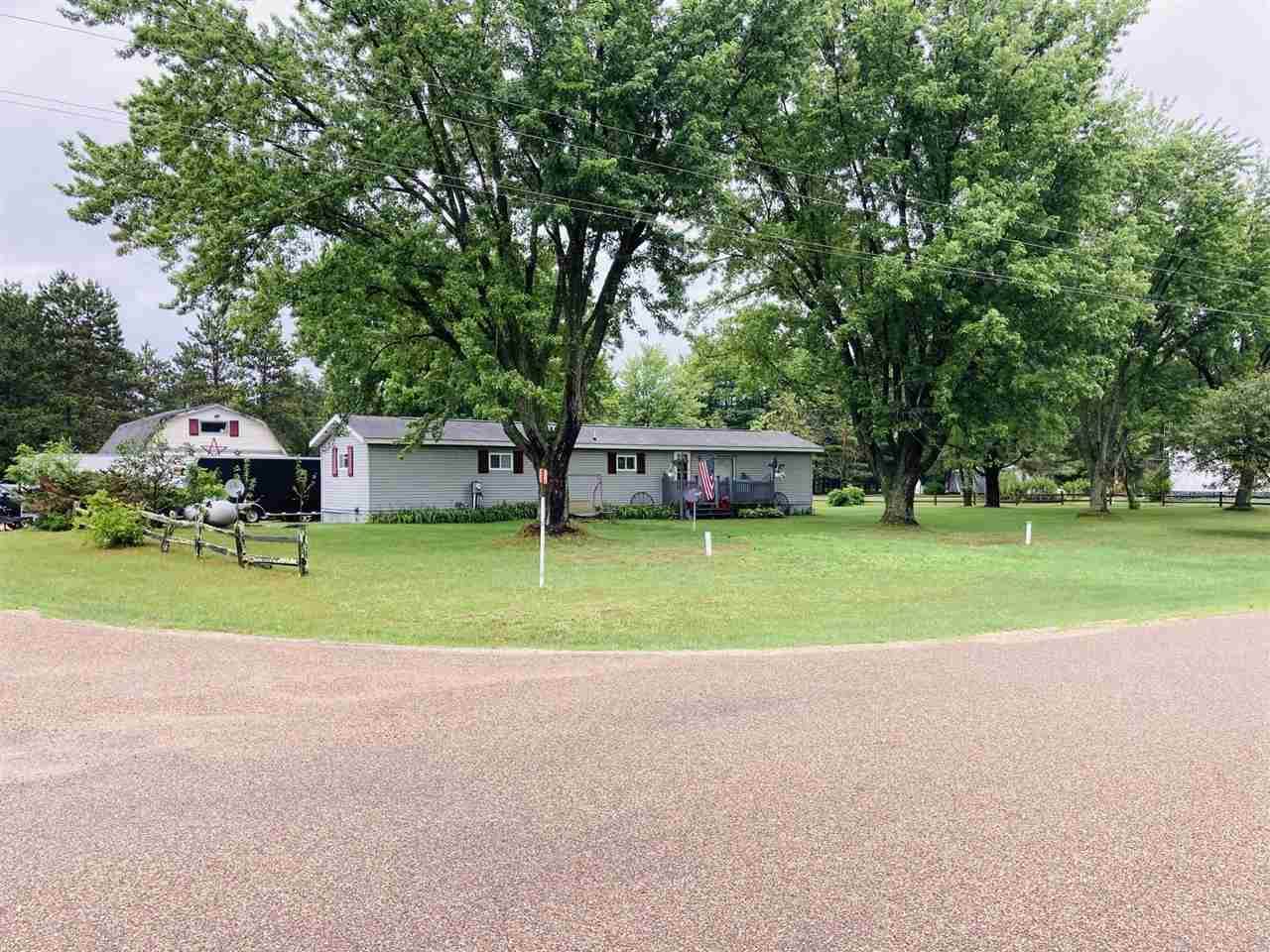 1860 Dover Dr - Photo 1