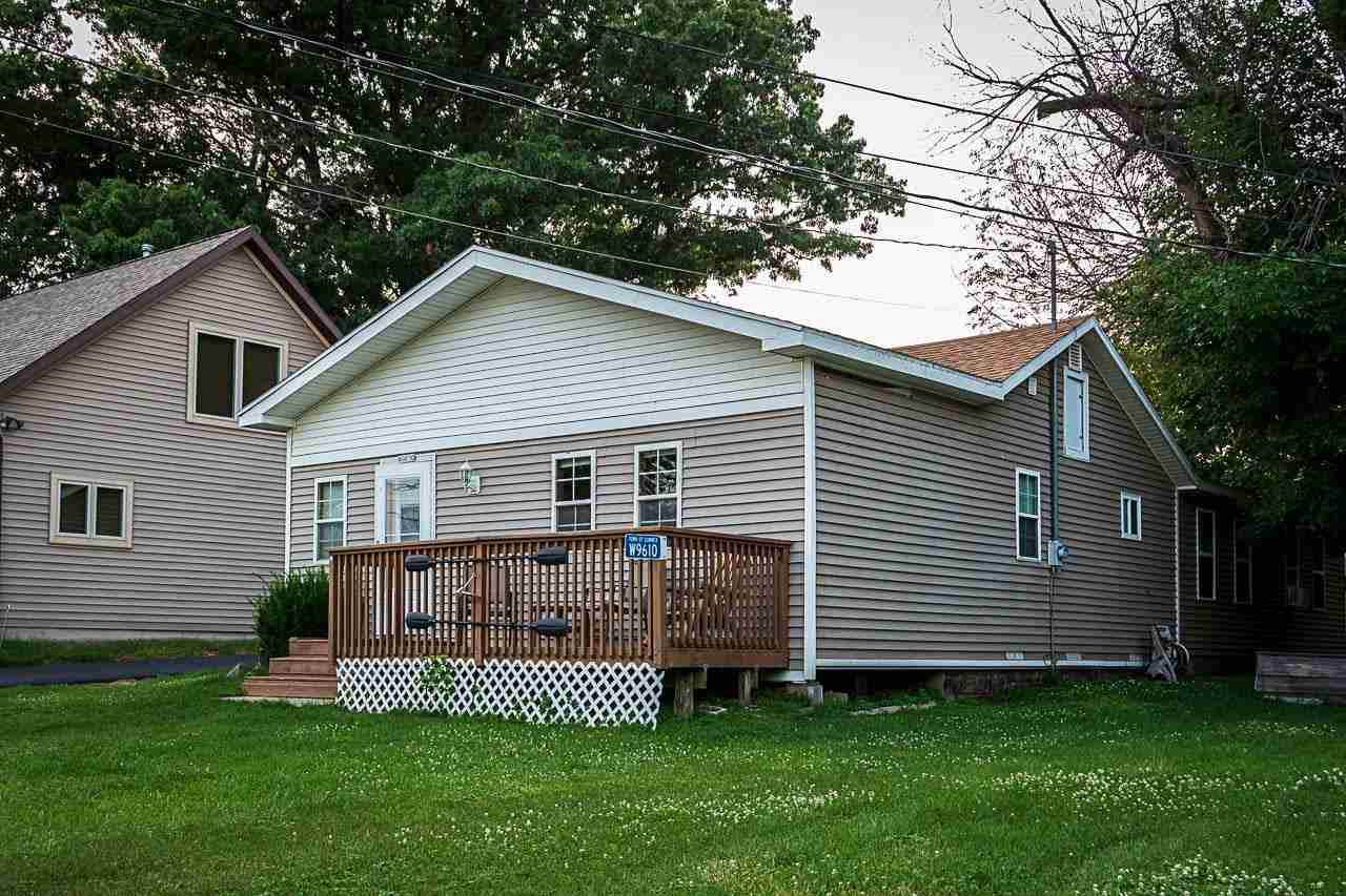 W9610 Lake Dr - Photo 1