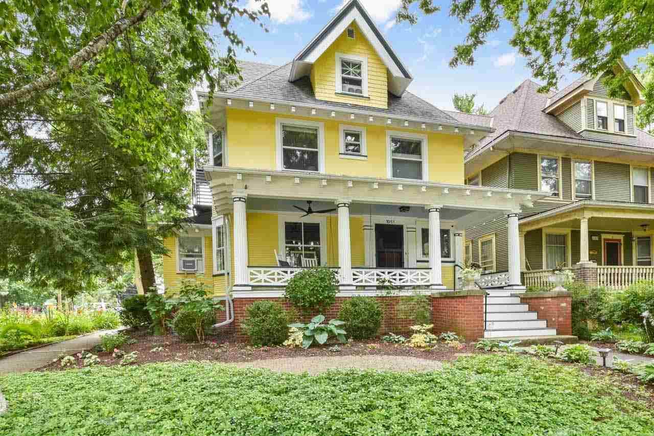 1051 Spaight St - Photo 1