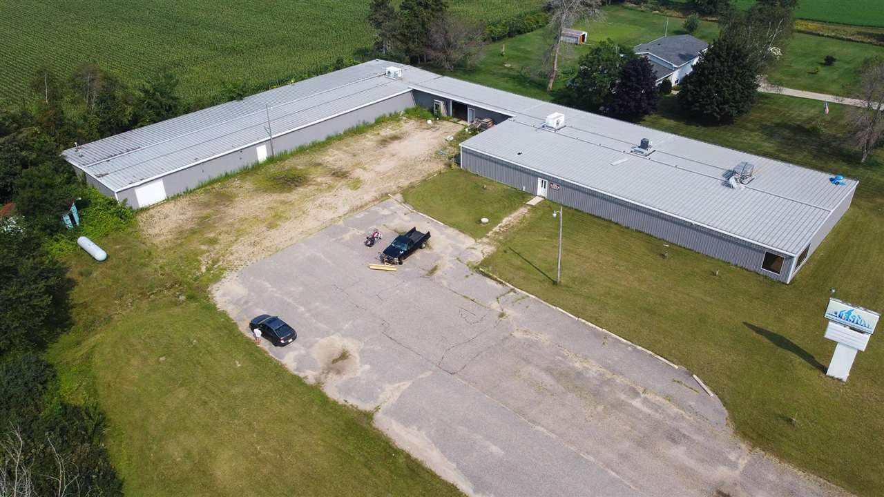3331 Hwy 13 - Photo 1