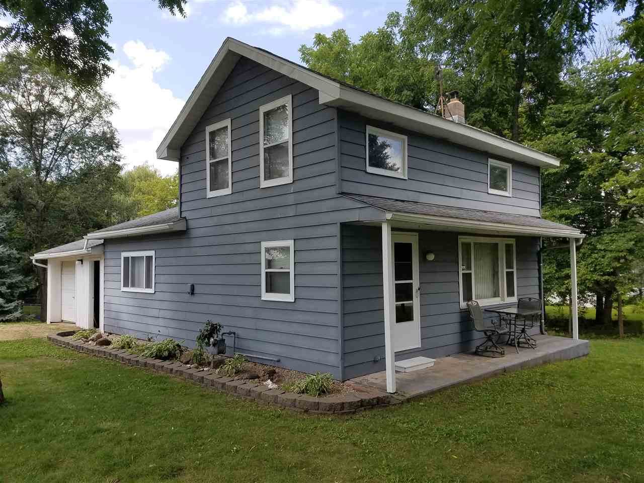 2832 Lucas St - Photo 1