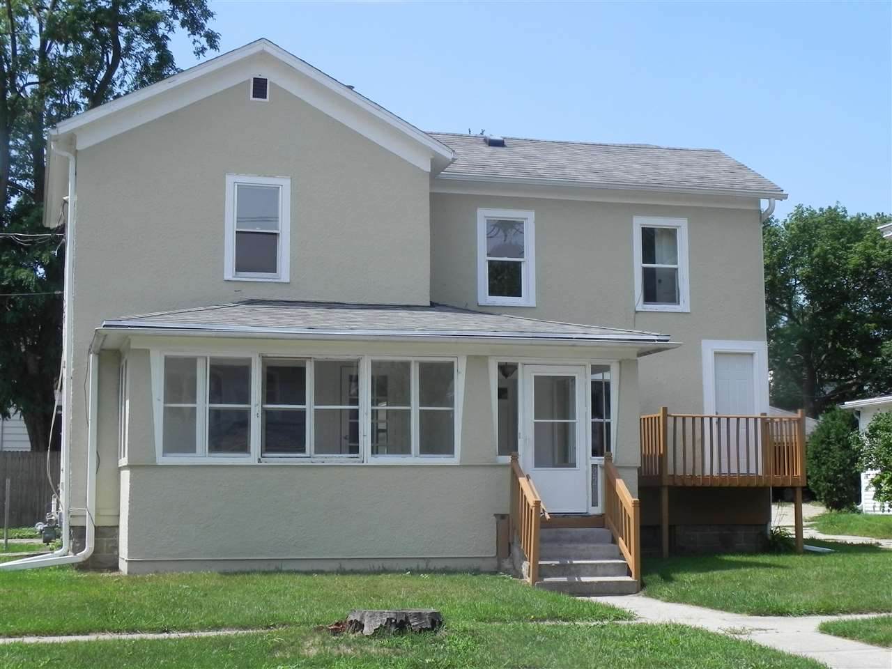 220 Cherry St - Photo 1