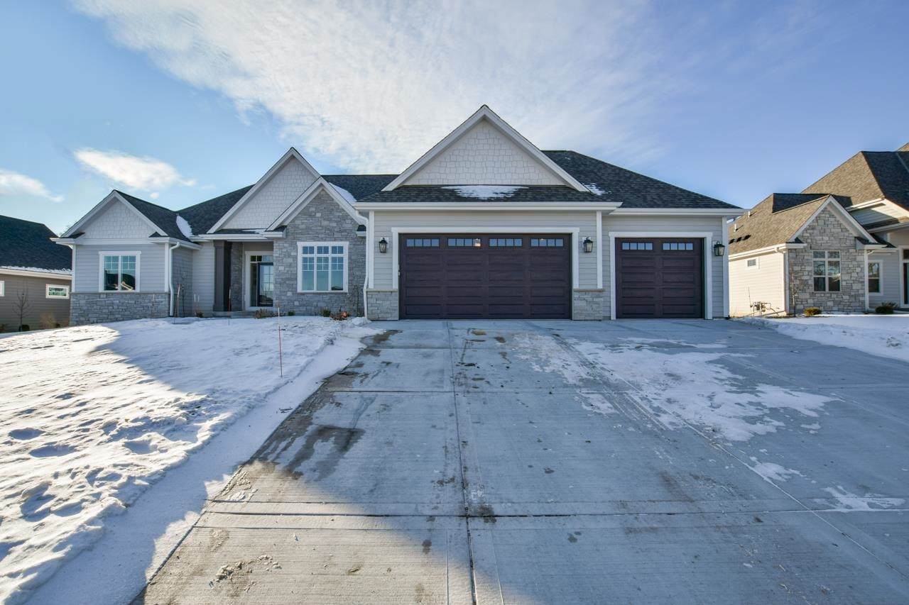 5653 Shenandoah Dr - Photo 1
