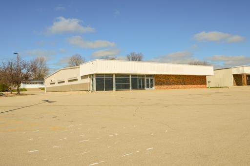 320 Lincoln Avenue - Photo 1