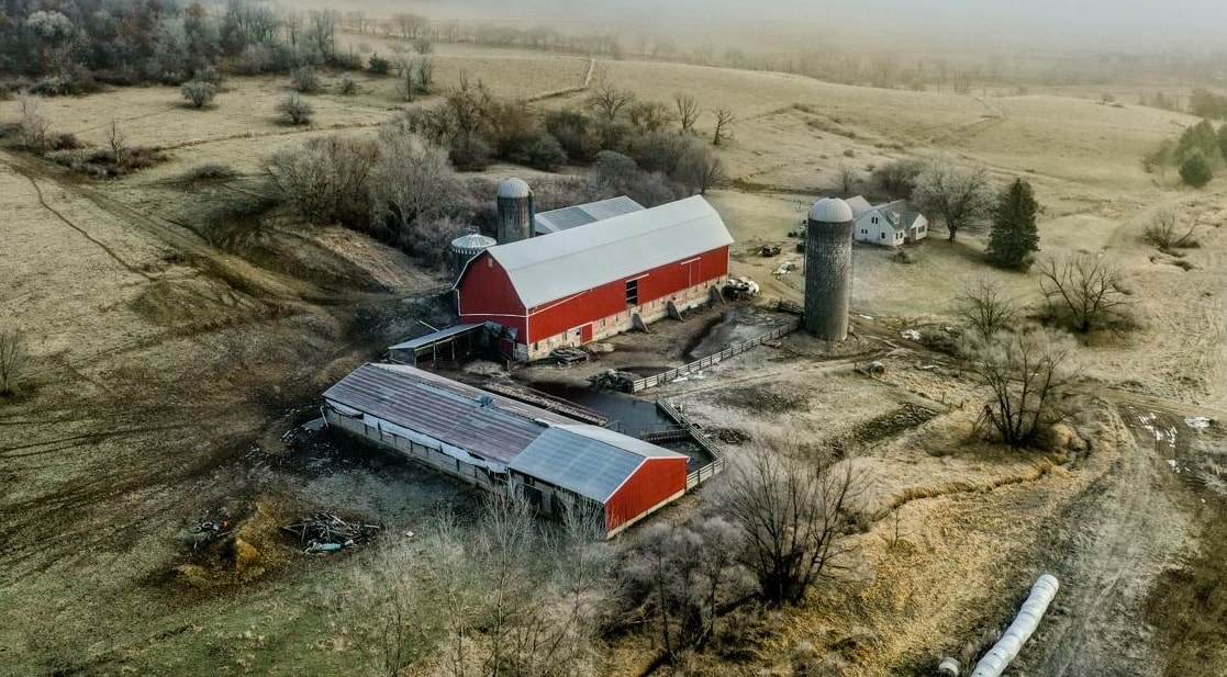 E5190 Sand Hill Road - Photo 1